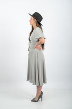 Load image into Gallery viewer, Glamorously Grey